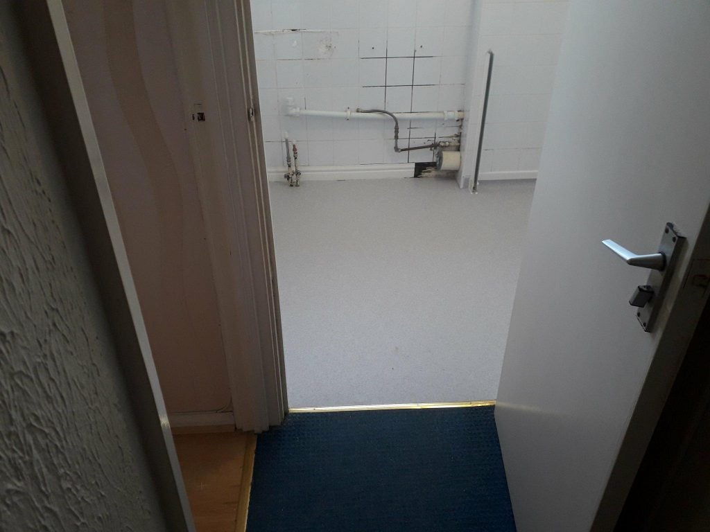 Wet rooms One Step Ahead flooring Cardiff floors